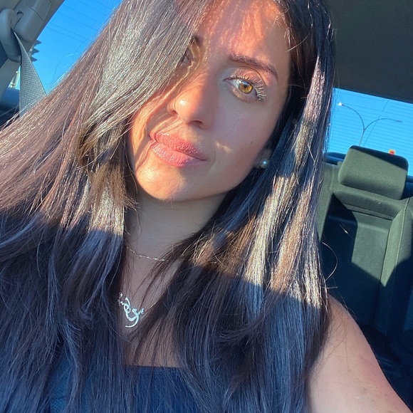 Meet your Posher, Riham - Picture 1 of 1